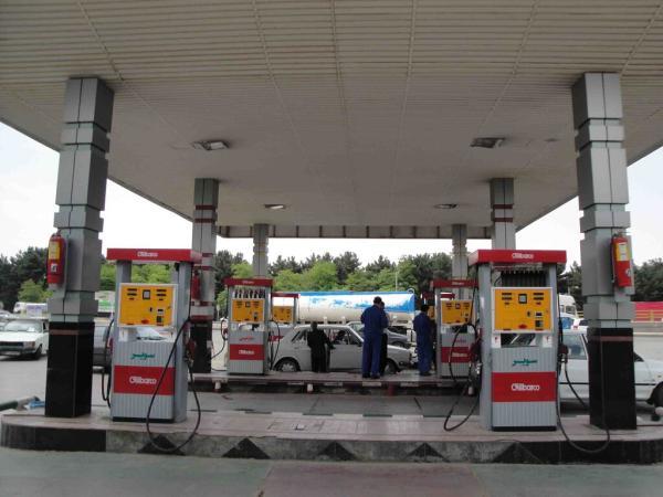 ممنوعیت توزیع بنزین معمولی و یورو 2 در کلانشهرها ، بنزین معمولی در تهران نداریم