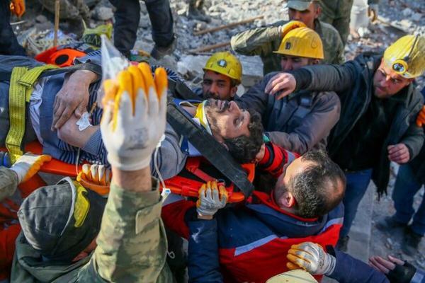 شمار قربانیان زلزله در ترکیه به 29 هزار و 605 نفر رسید